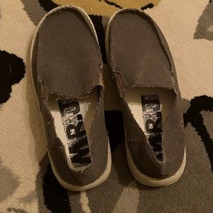 Comparable to Hey Dudes- brand new- size 10
